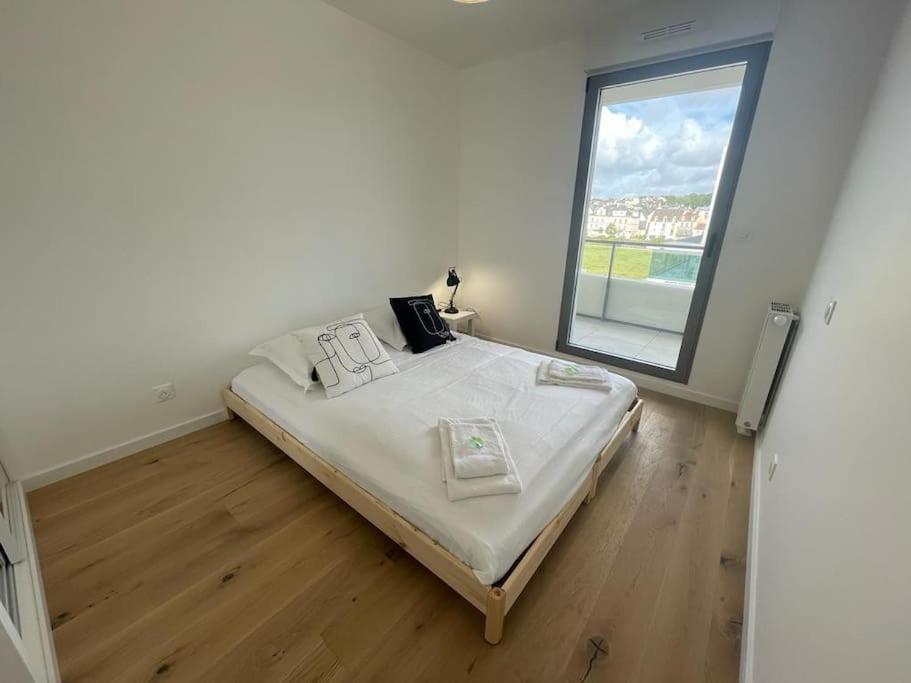 Presqu'Ile, Appartement Neuf Avec Balcon, Salle De Gym Et Parking Caen Bagian luar foto