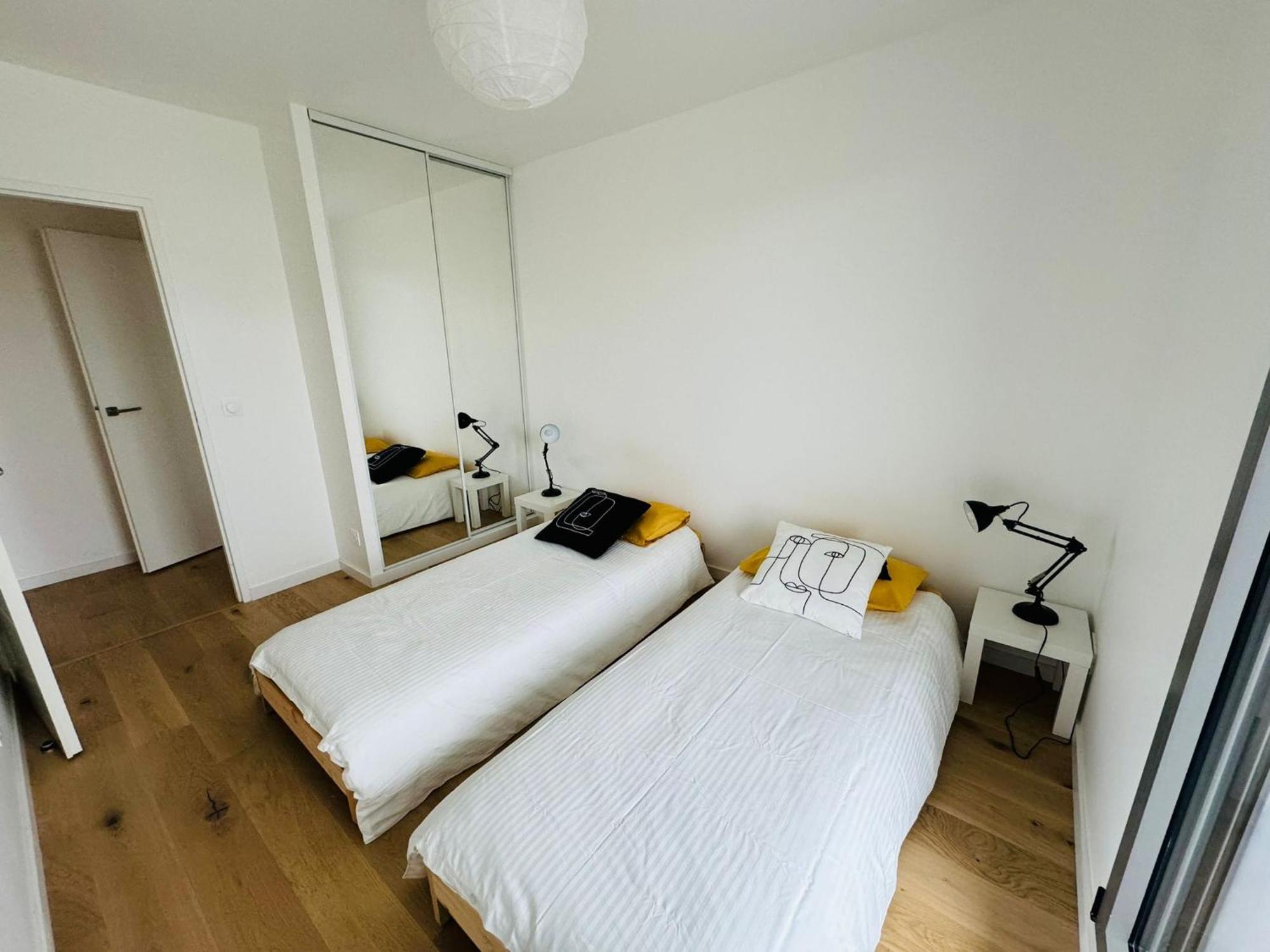 Presqu'Ile, Appartement Neuf Avec Balcon, Salle De Gym Et Parking Caen Bagian luar foto